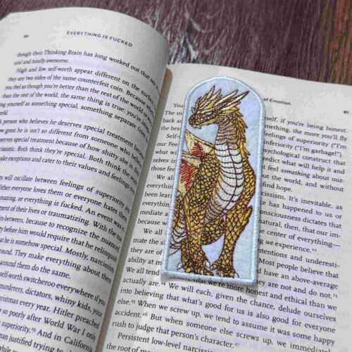 FE03626---Gold-Dragon-ITH-Bookmark-(1)