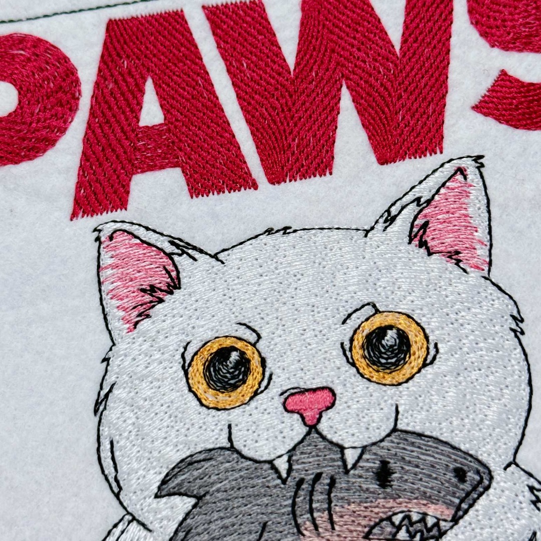 FE03743-Cat-Paw-Machine-Embroidery-(4)