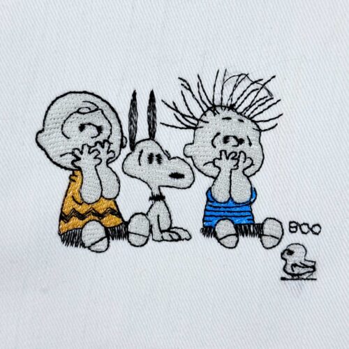 FE03806-Scared-Kids-And-Dog-Machine-Embroidery-(3)