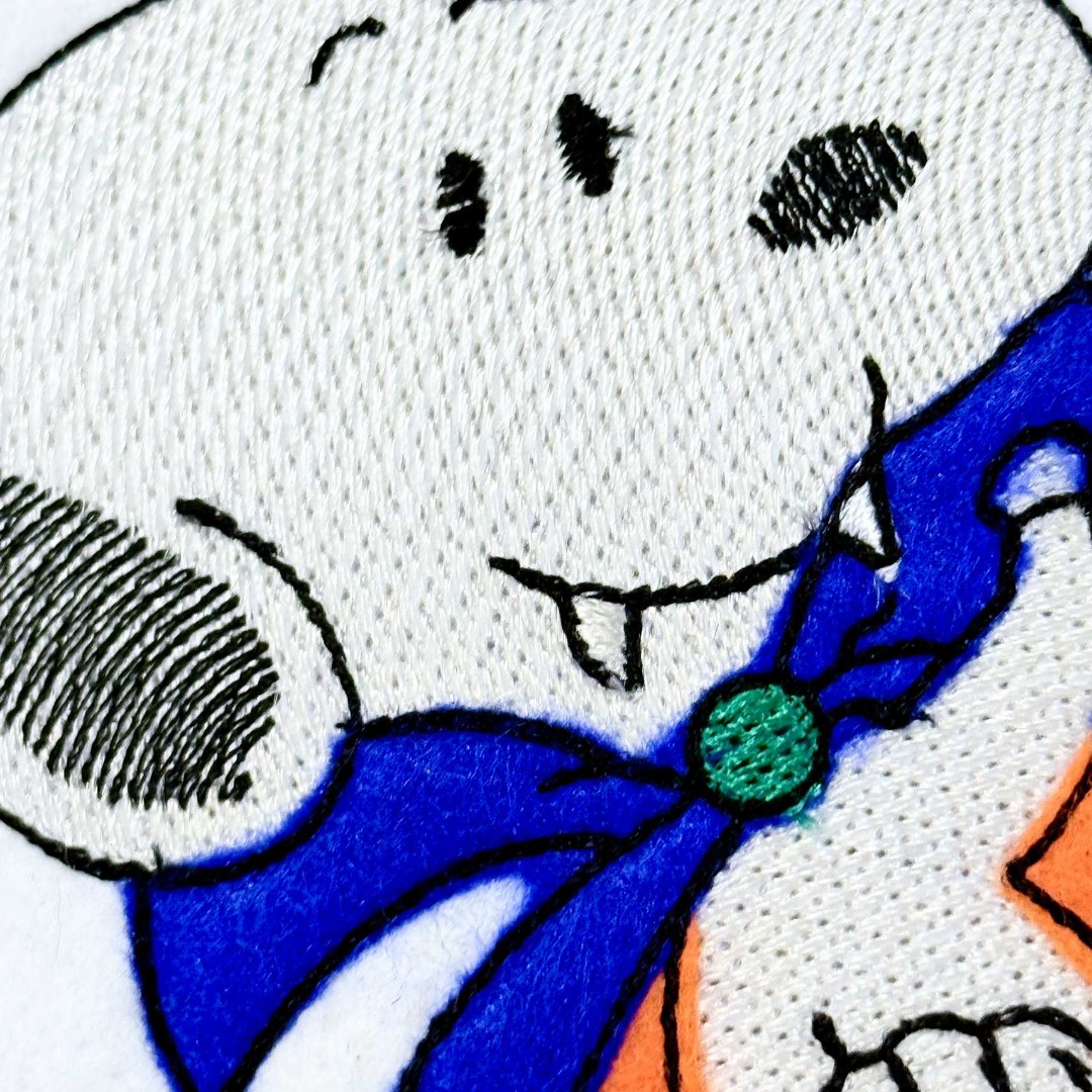 FE03810-01-Nosey-Dracula-Dog-Applique-Embroidery-Pattern-(1)