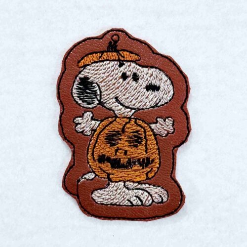 FE03815-02---Nosey-Dog-as-Jack-o-Lantern-keyfob