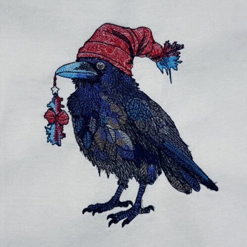 Raven-in-Christmas-Hat