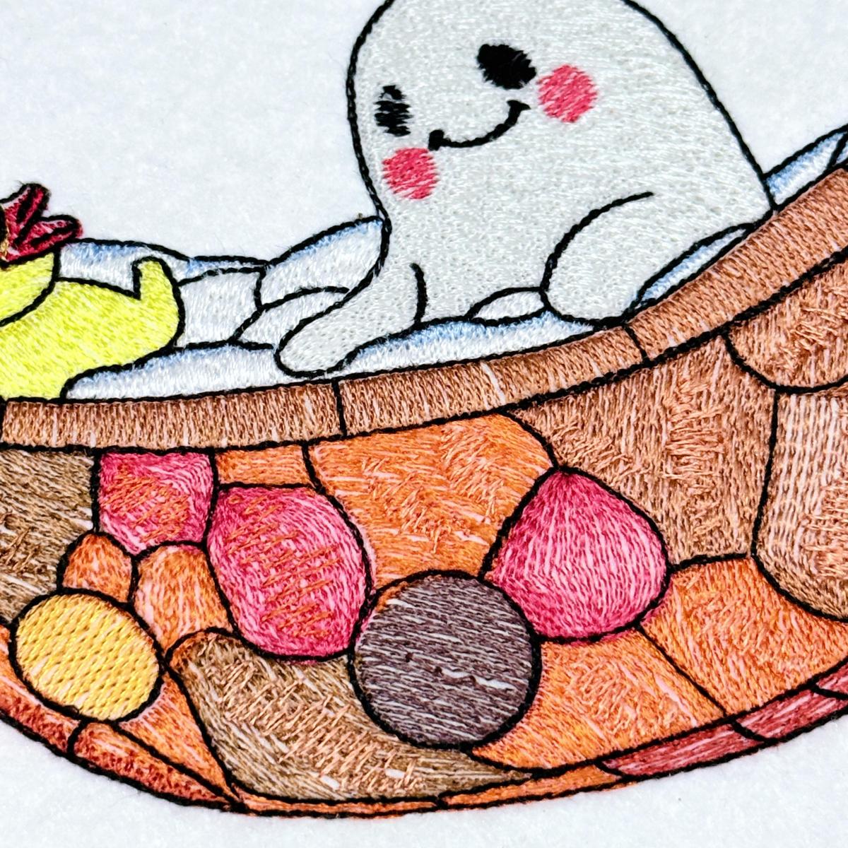 Stained-Glass-Ghost-In-a-Tub-Embroidery-Design