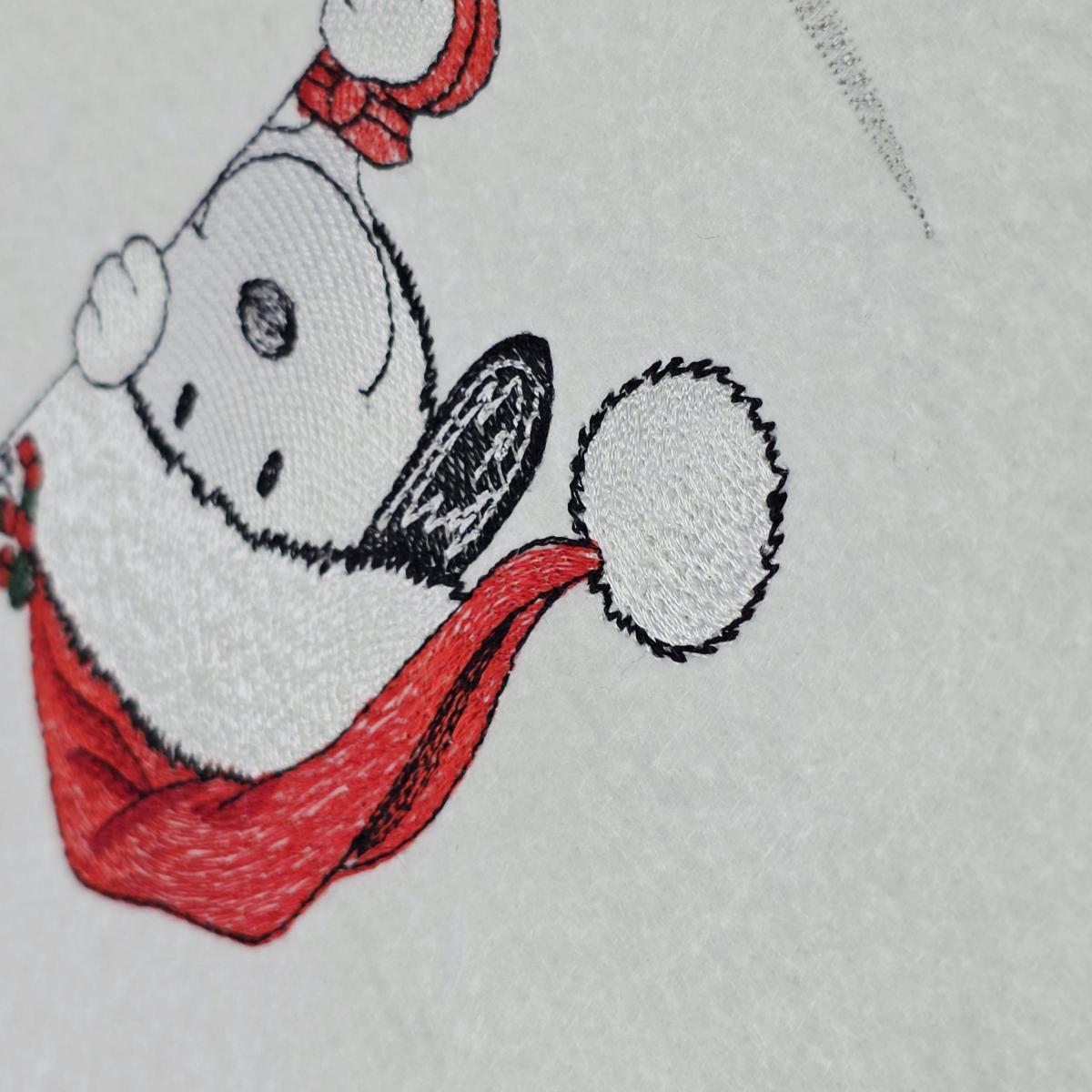 Christmas-Peeking-Nosey-Dog-Embroidery-Design