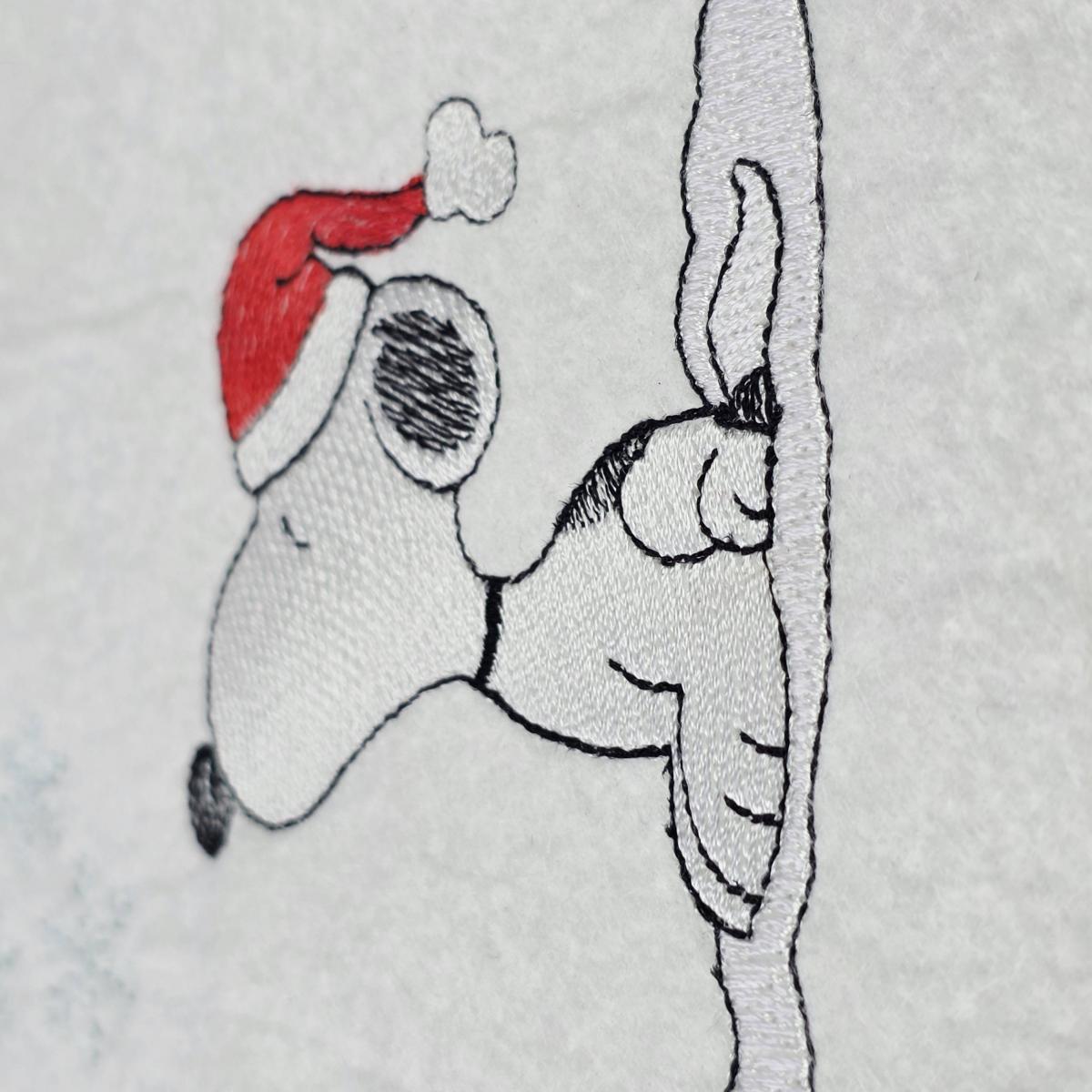 Nosey-Dog-Enjoying-The-Snow-Embroidery-Design