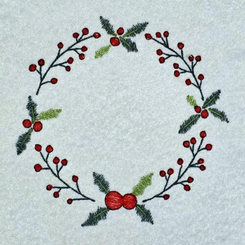 christmas-wreath-with-cute-berries