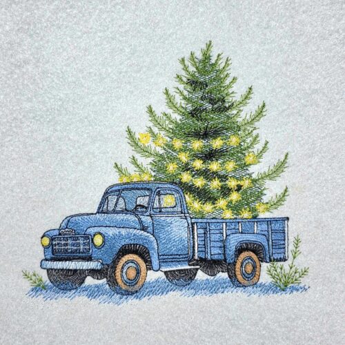 retro-truck-and-christmas-tree