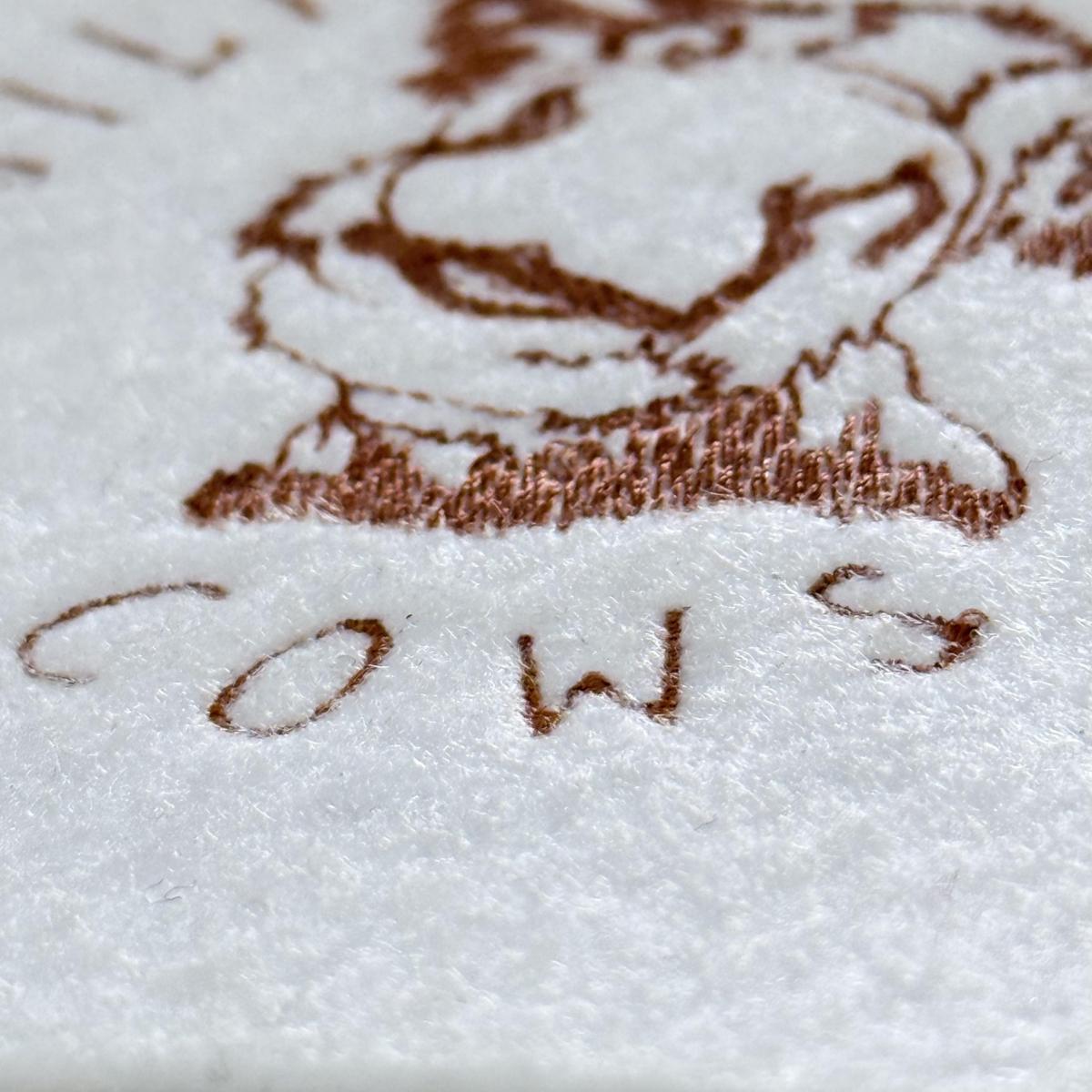 easily-distracted-by-cows-embroidery-design