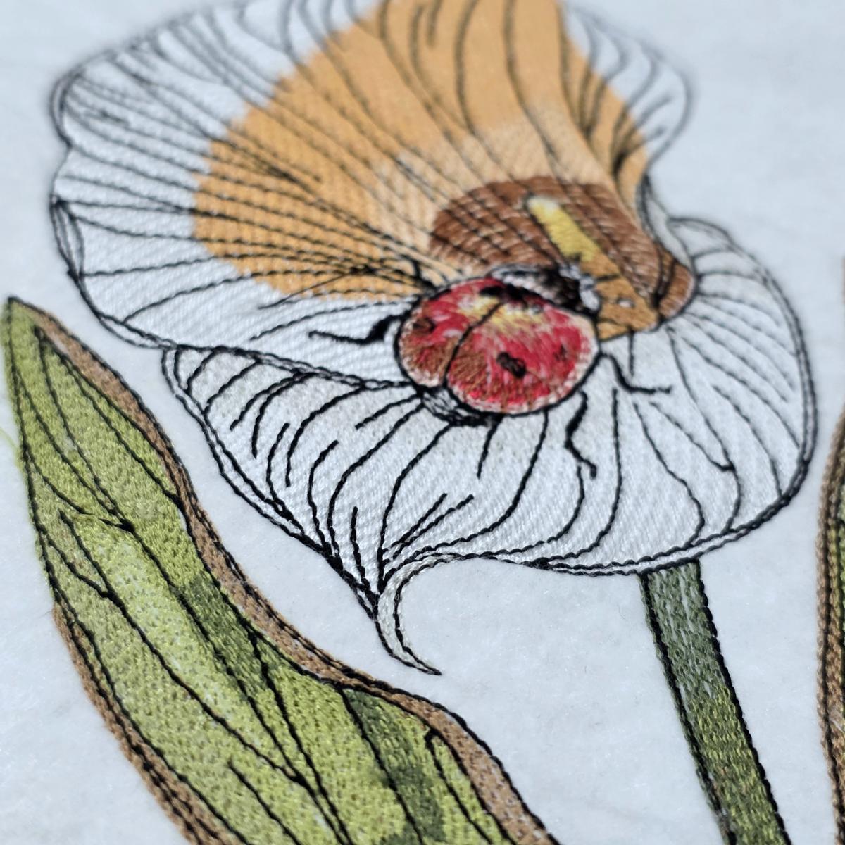 flower-with-ladybug-embroidery-design