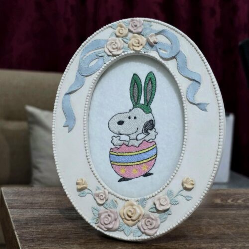 nosey-dog-easter-joy