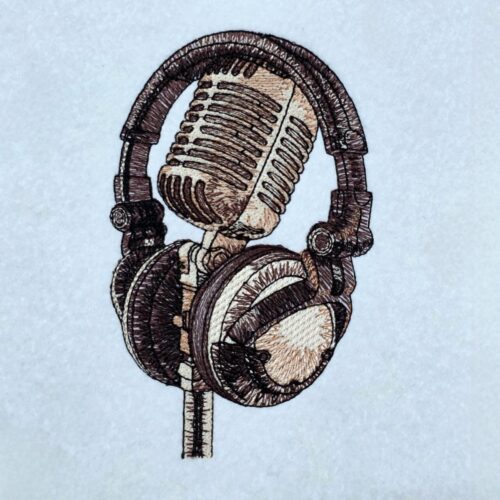vintage-microphone-with-headphones