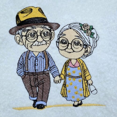 cute-old-couple-holding-hands