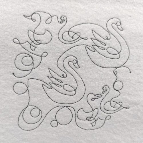 lake-swan-quilting-pattern