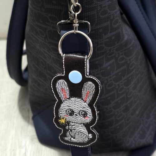 little-bunny-snap-tab-embroidery-design