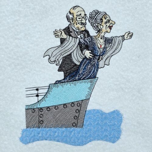 old-couple-titanic-pose