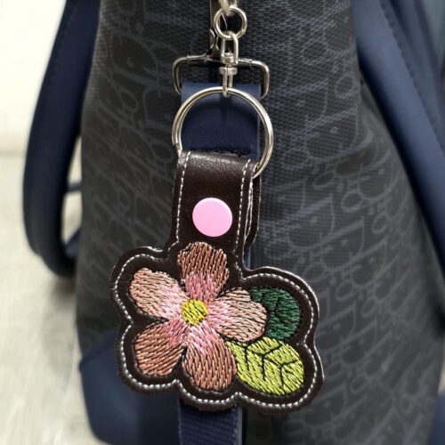 pink-flower-snap-tab