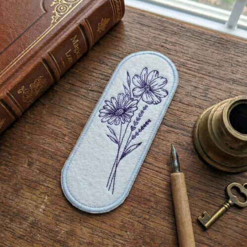 vintage-floral-ith-bookmark