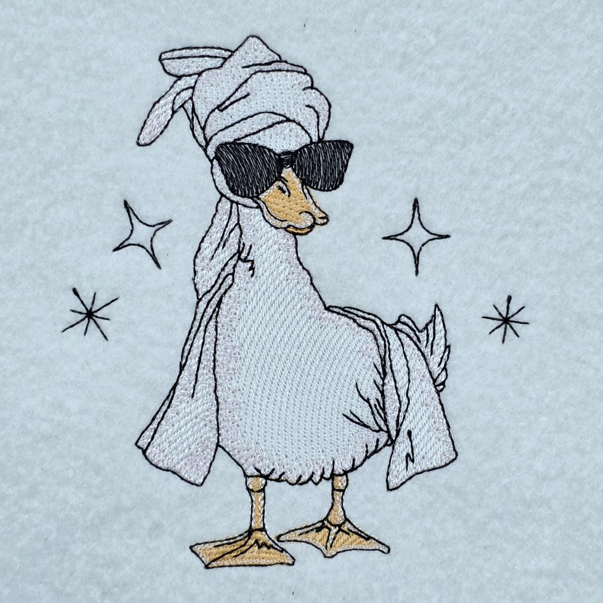 fancy-goose-with-glasses