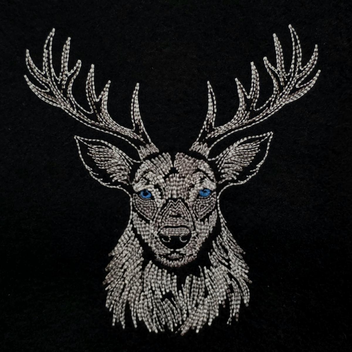 majestic-deer-head