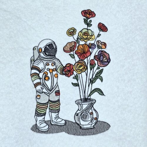 astronaut-with-flowers