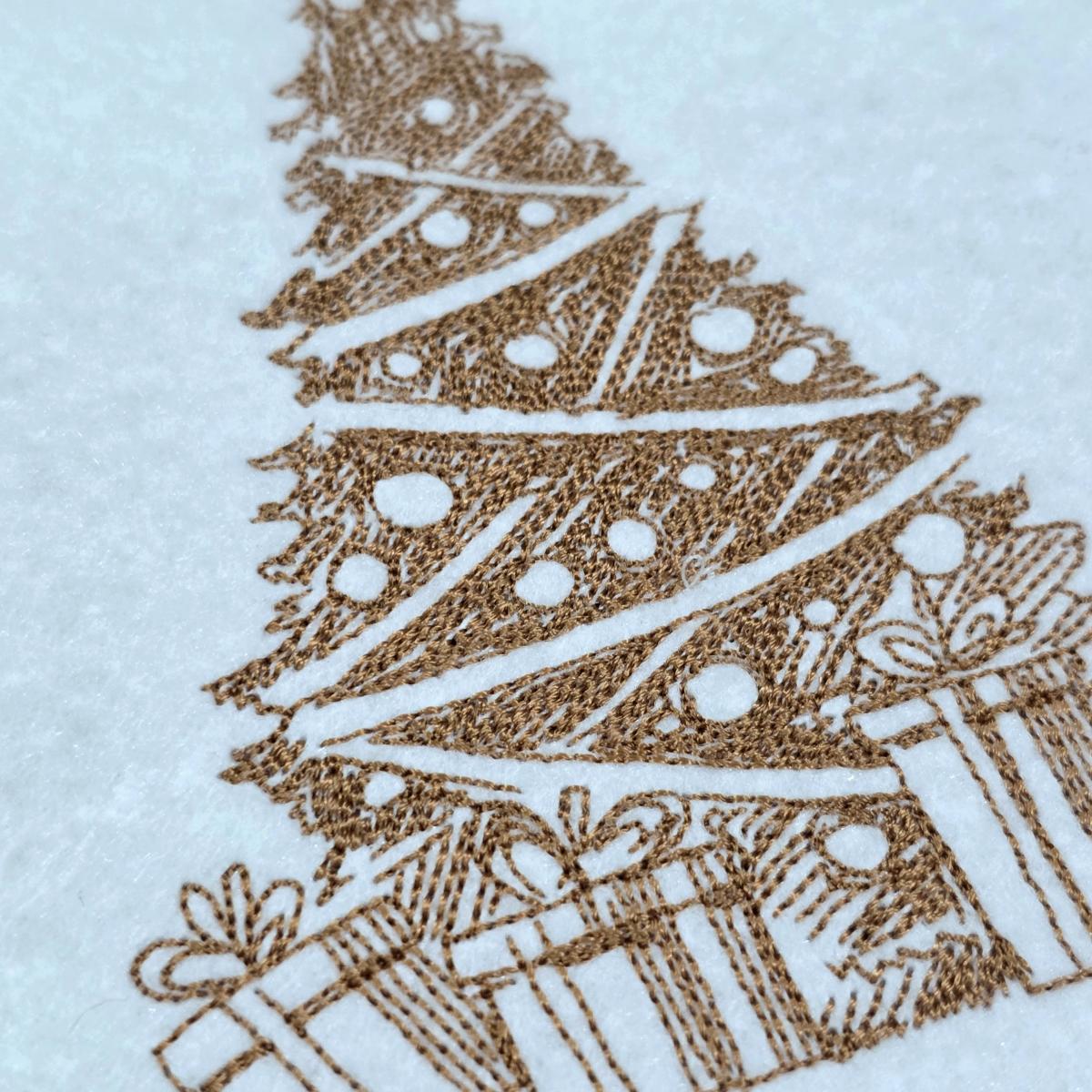 christmas-tree-with-wrapped-gifts-embroidery-design