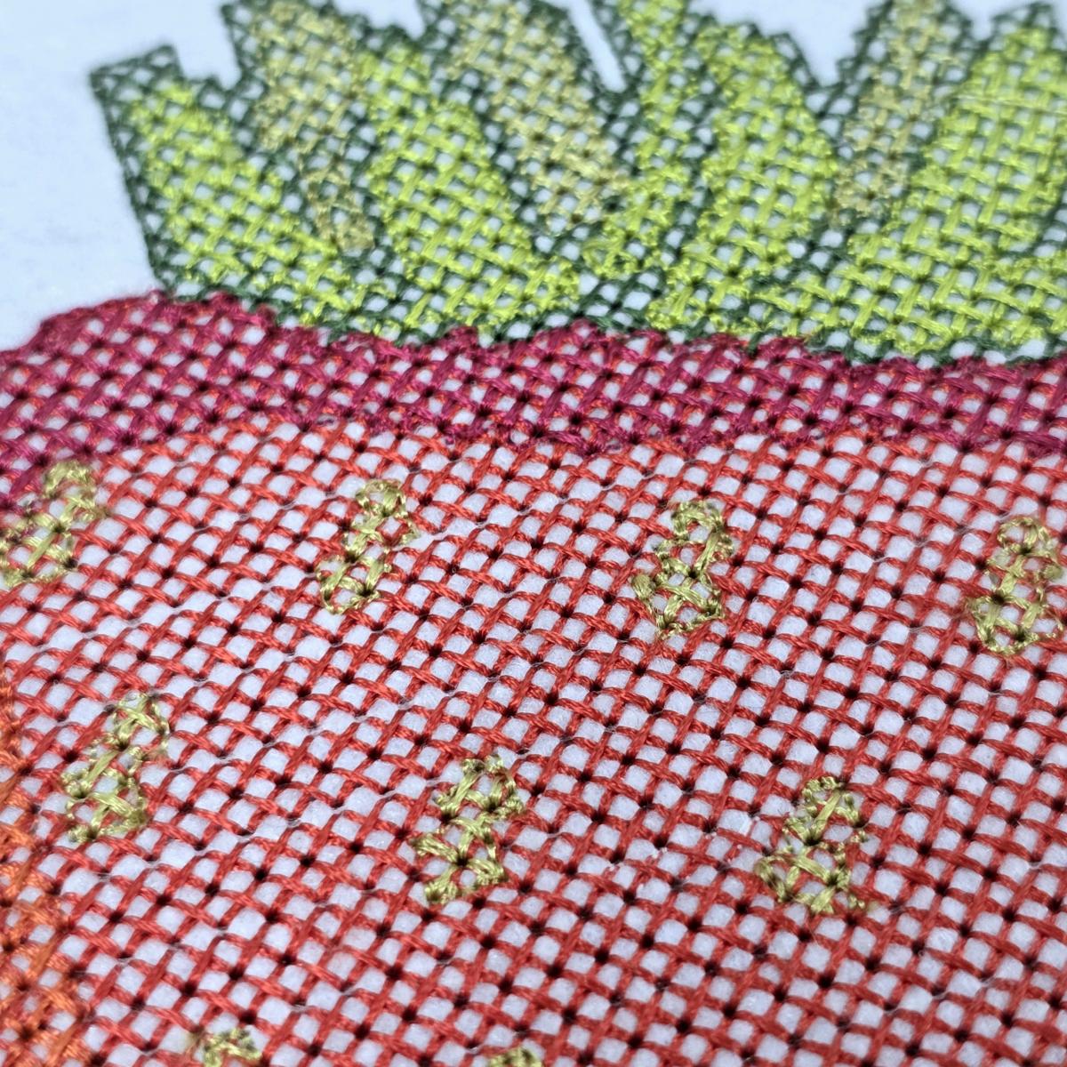 strawberry-pixel-art-embroidery-design
