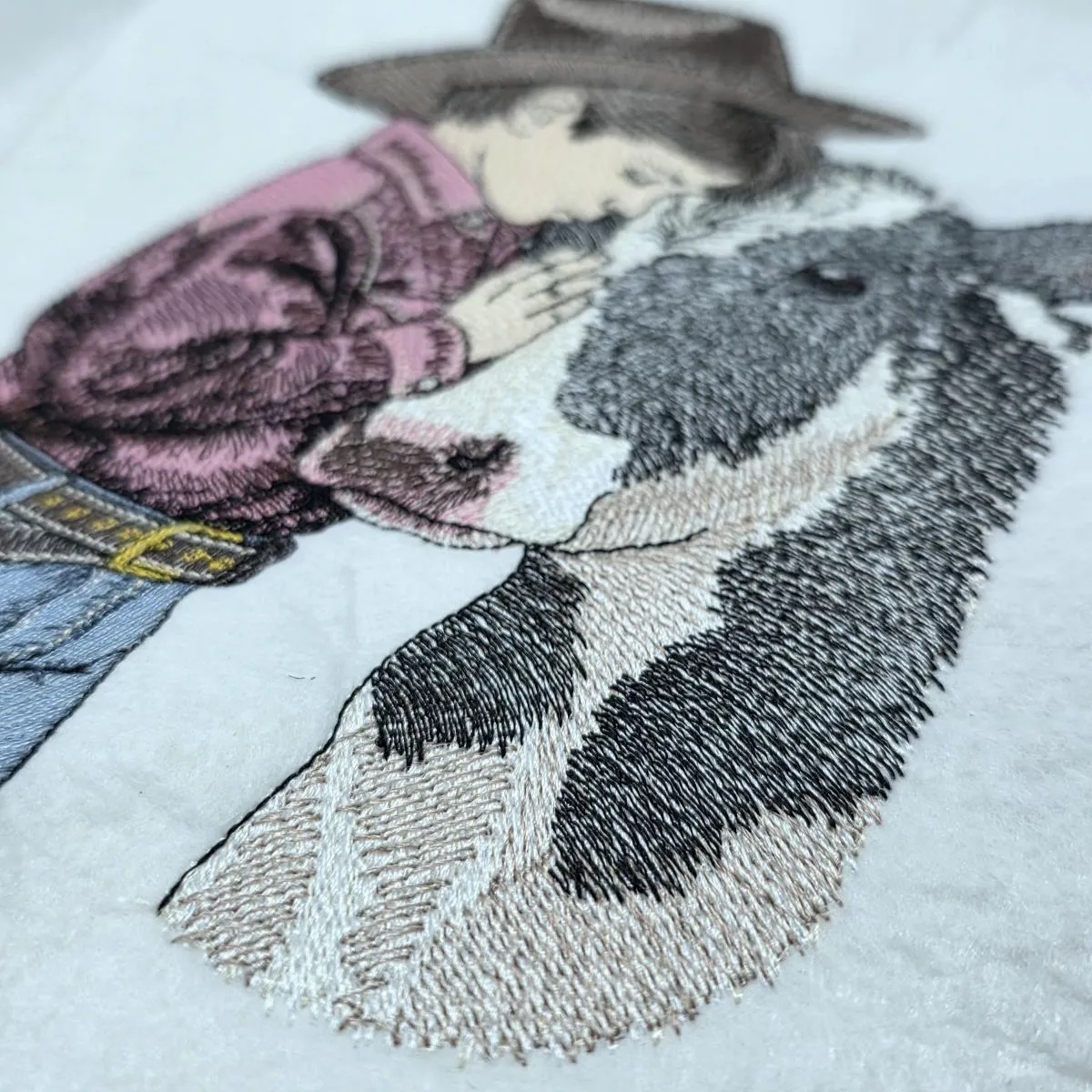 cute-cowboy-and-cow-moment-embroidery-design