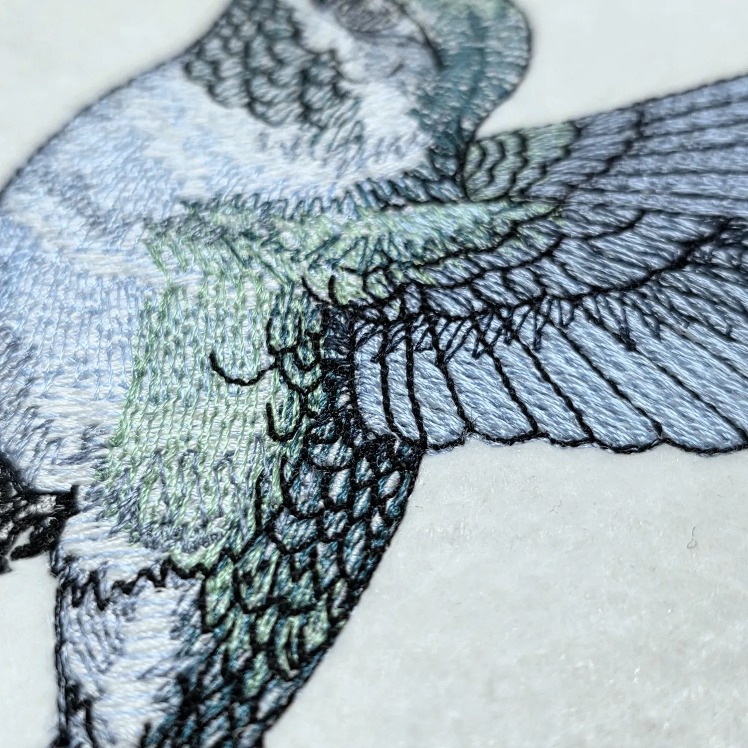 Hummingbird embroidery design
