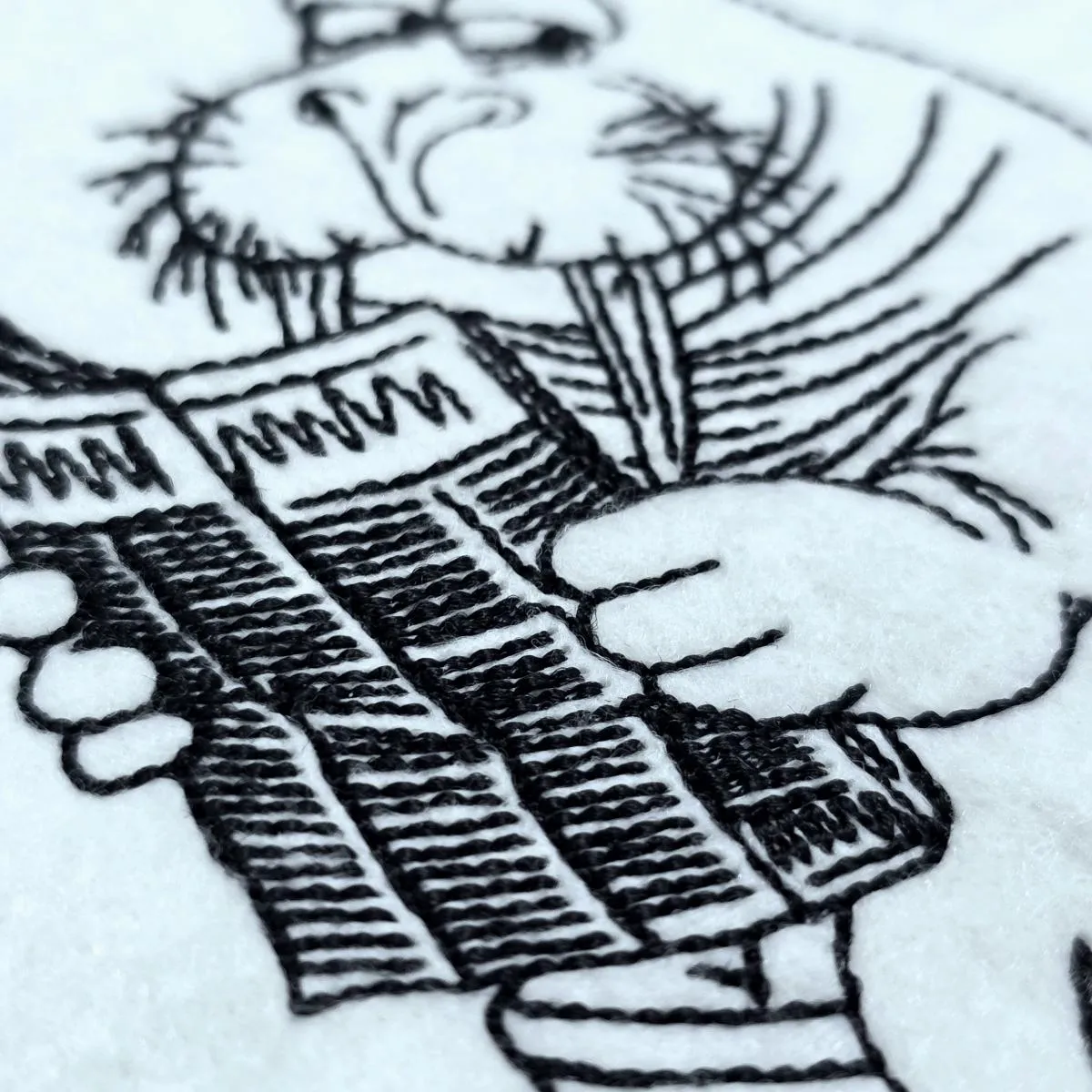 walrus-on-toilet-line-art-embroidery-design